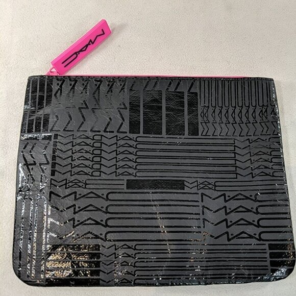 M.A.C. MAC Cosmetics Bag Black Pink Pouch 7.5" x 6" Makeup Jewelry Travel Zip - Picture 1 of 12